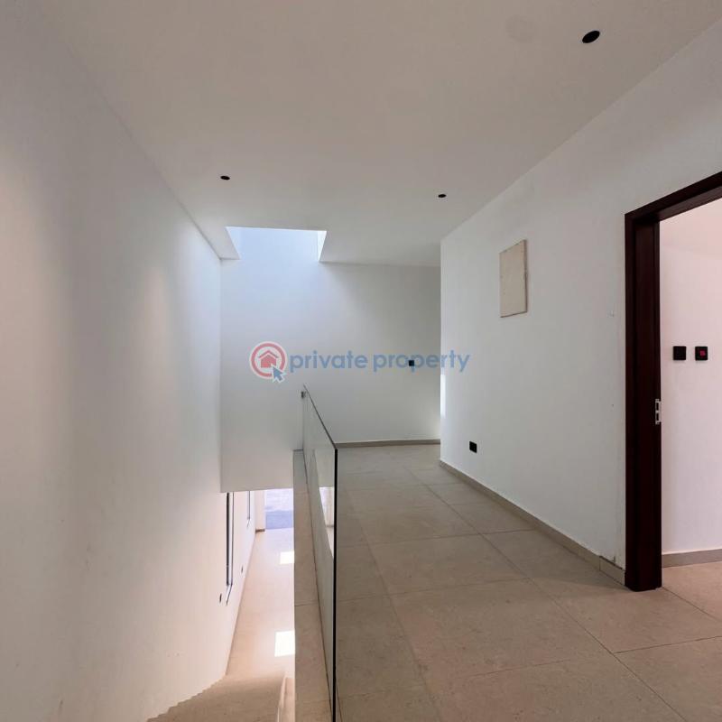 4 bedroom House For Sale Nanakrom East Legon Accra - 4