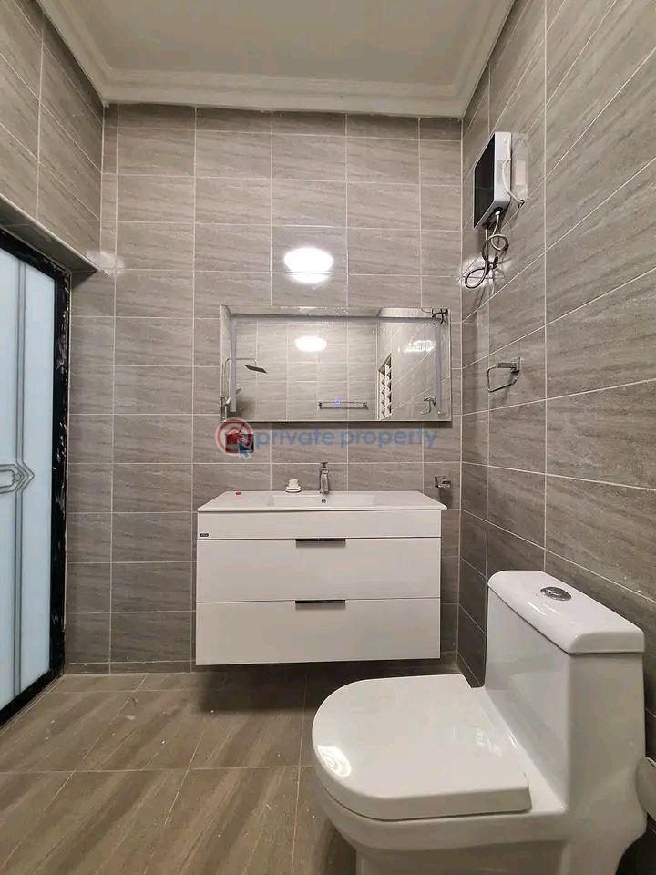 4 bedroom Townhouse For Sale Spintex Accra - 8