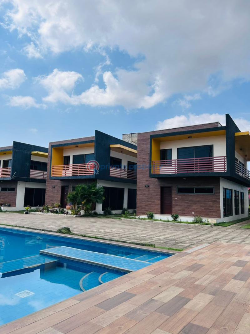 4 bedroom Townhouse For Sale Abelemkpe Accra - 0