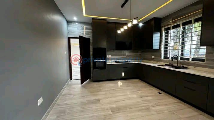 4 bedroom Townhouse For Rent Achimota Accra - 9