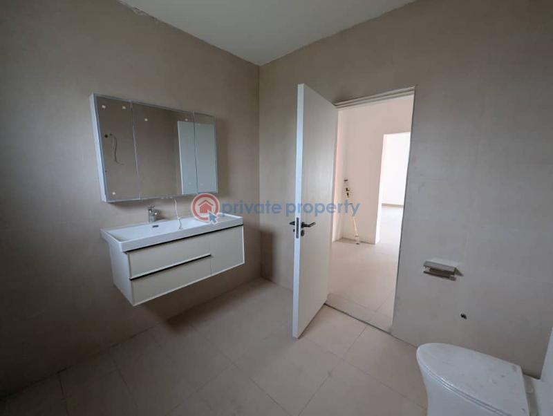 4 bedroom House For Sale Achimota Accra - 10
