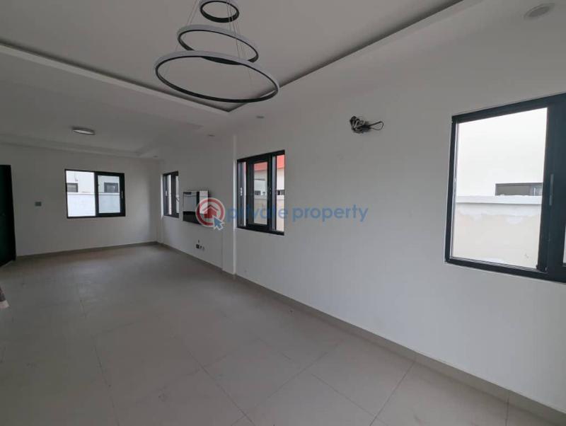 4 bedroom House For Sale Achimota Accra - 2