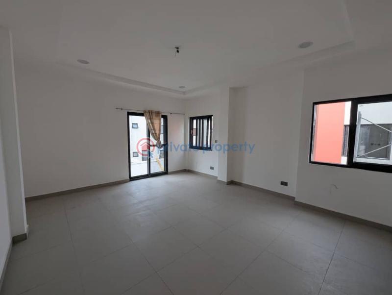 4 bedroom House For Sale Achimota Accra - 11