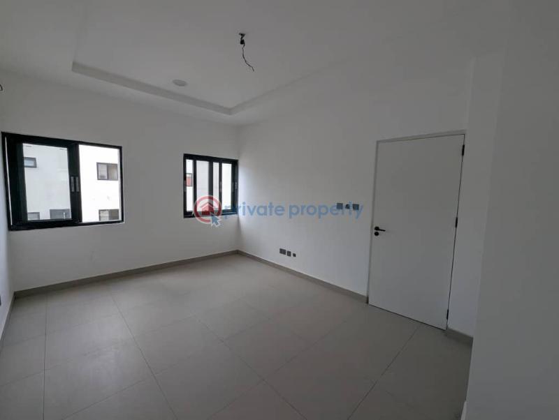 4 bedroom House For Sale Achimota Accra - 7