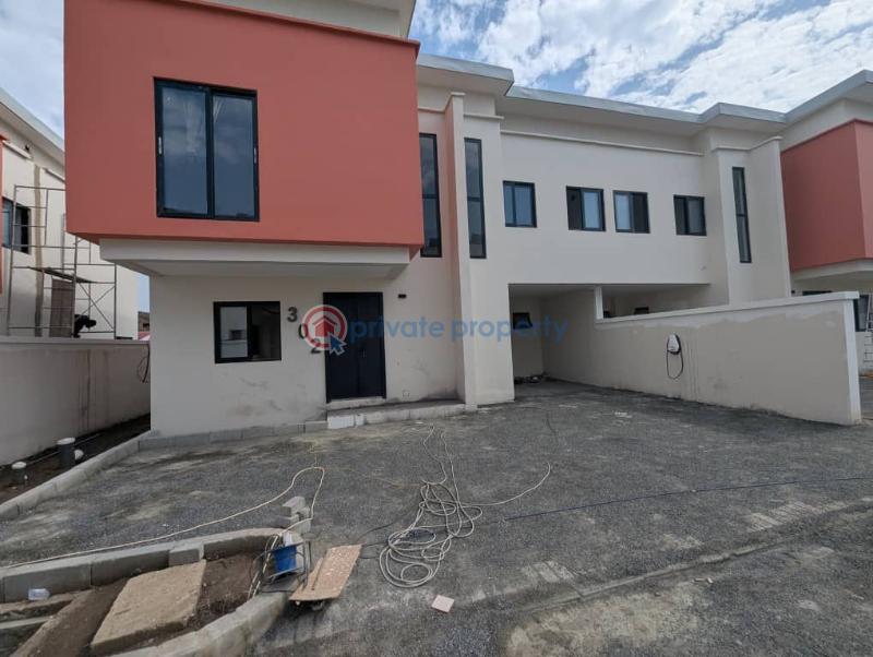 4 bedroom House For Sale Achimota Accra - 0