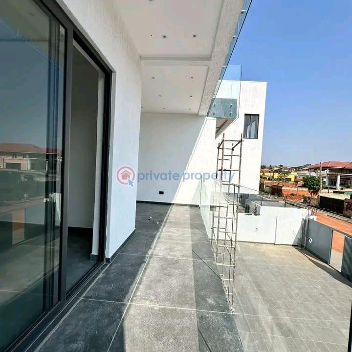 4 bedroom Townhouse For Sale Adjiringanor East Legon Accra - 11