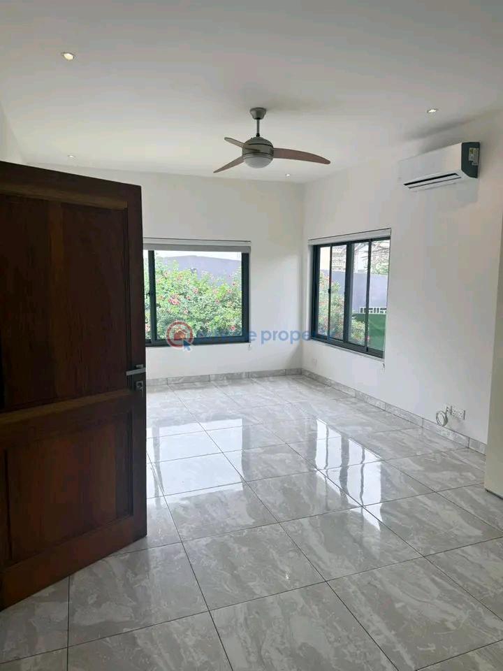 4 bedroom House For Rent Airport Residential Area Accra - 7