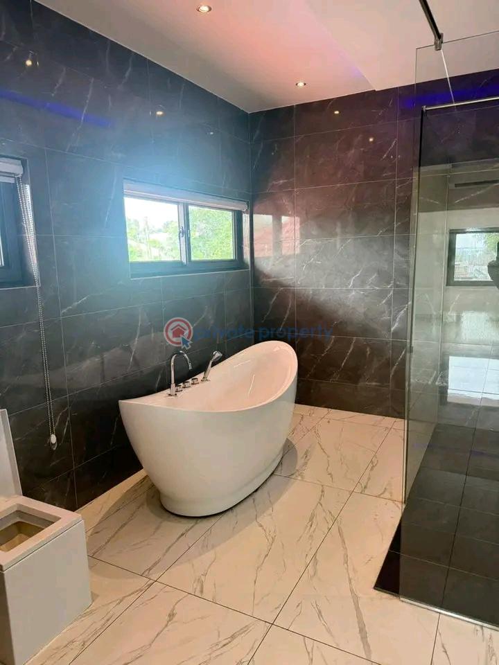 4 bedroom House For Rent Airport Residential Area Accra - 5