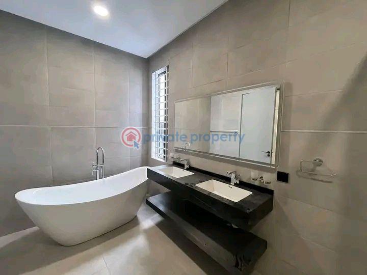 4 bedroom Townhouse For Rent Abelemkpe Accra - 9