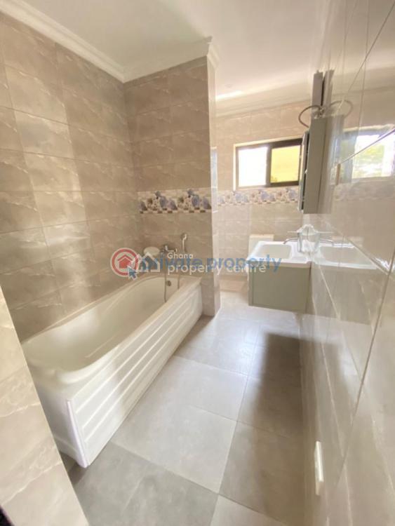 4 bedroom Townhouse For Rent Cantonments Accra - 1