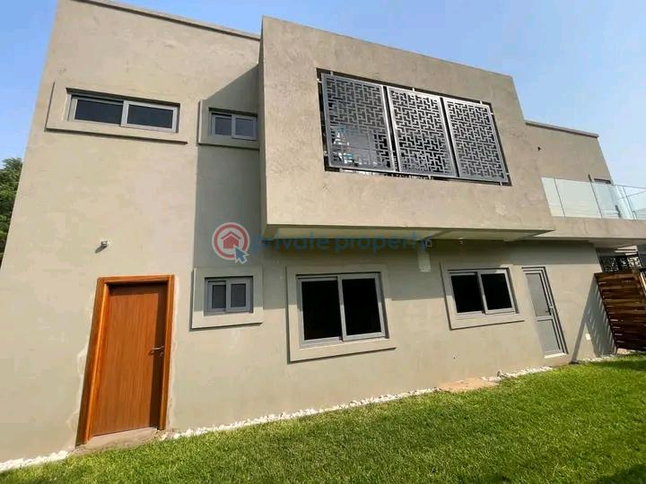 4 bedroom Townhouse For Rent Cantonments Accra - 1
