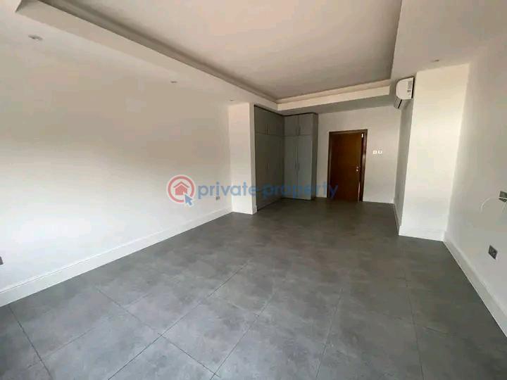 4 bedroom Townhouse For Rent Cantonments Accra - 2