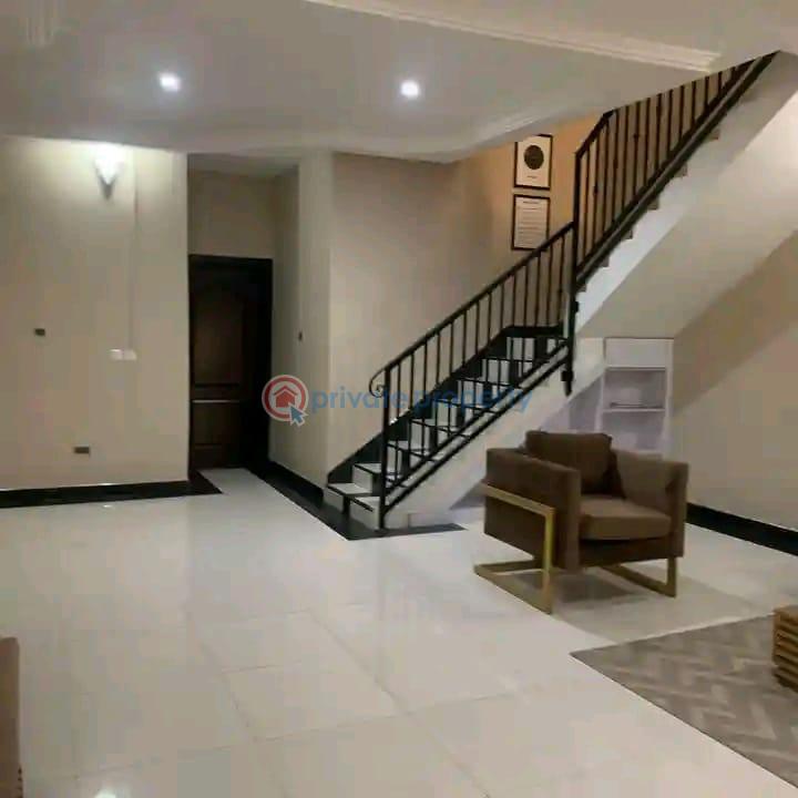 4 bedroom Townhouse For Rent Cantonments Accra - 2