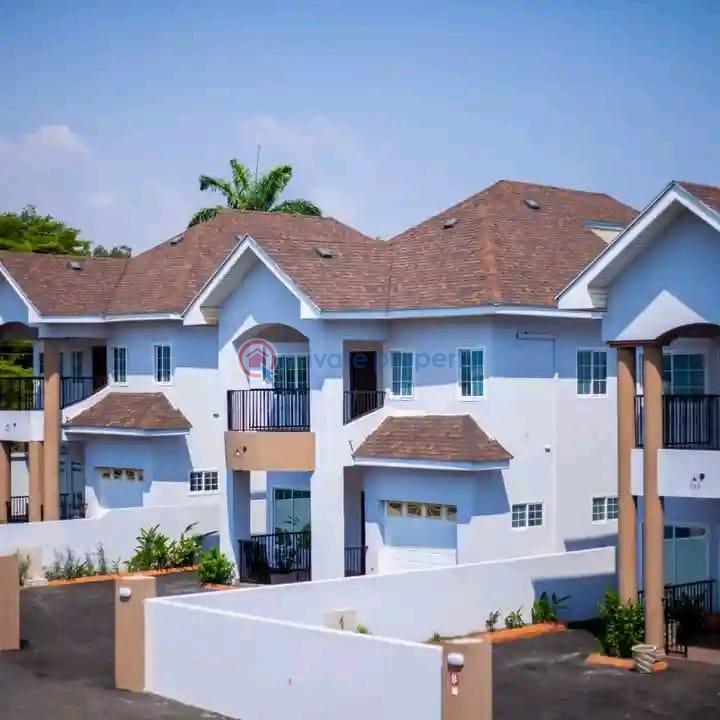 4 bedroom Townhouse For Rent Cantonments Accra - 1