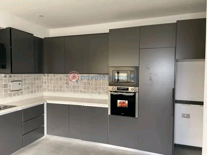 4 bedroom Townhouse For Rent Cantonments Accra - 8