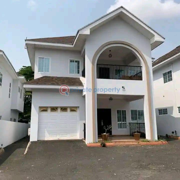 4 bedroom Townhouse For Rent Cantonments Accra - 4