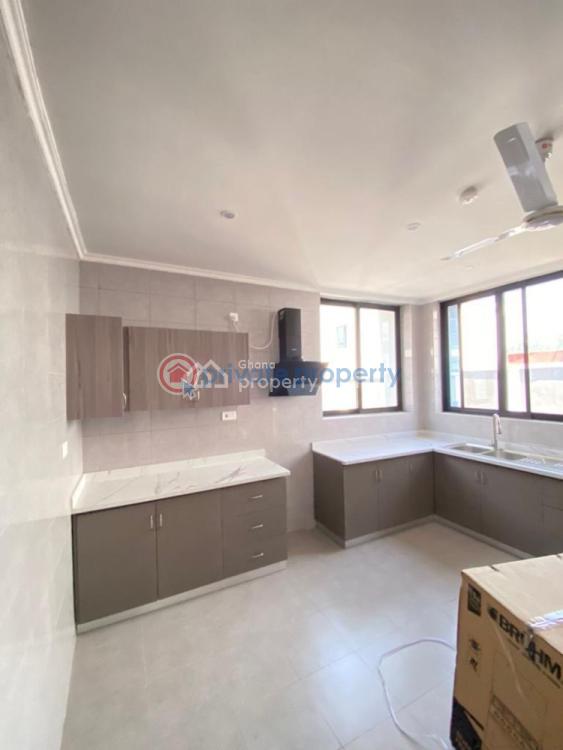 4 bedroom Townhouse For Rent Cantonments Accra - 5