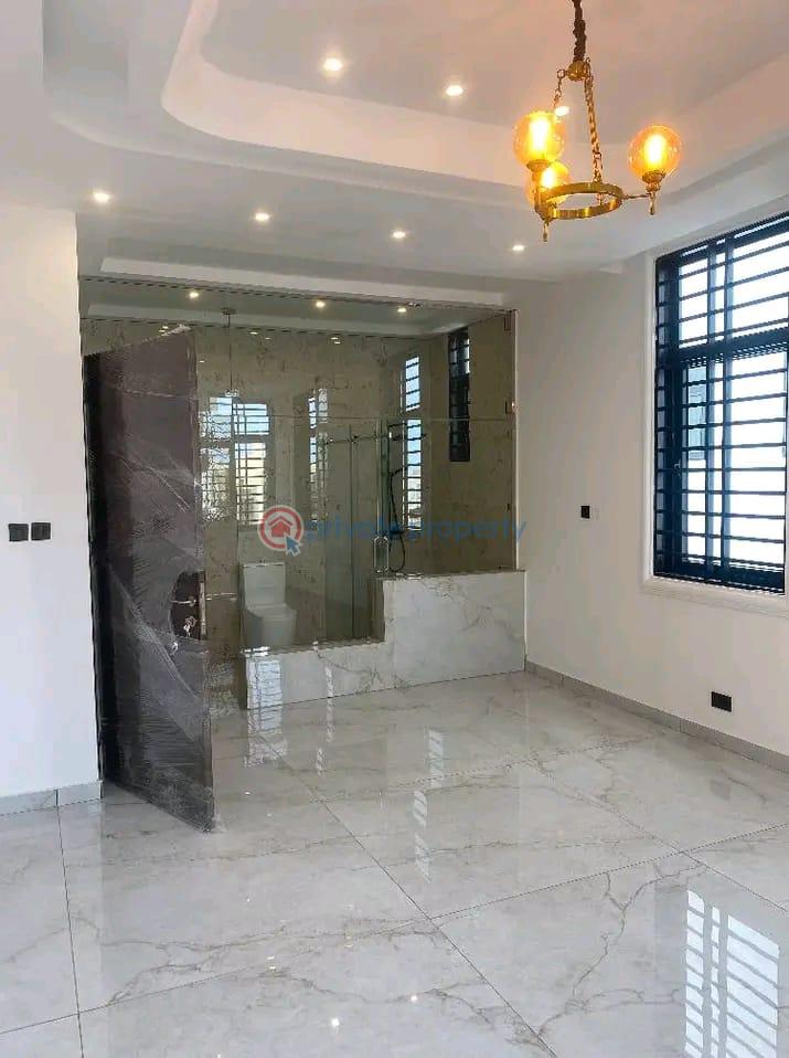 4 bedroom Townhouse For Sale Burma Hill East Airport Airport Residential Area Accra - 2