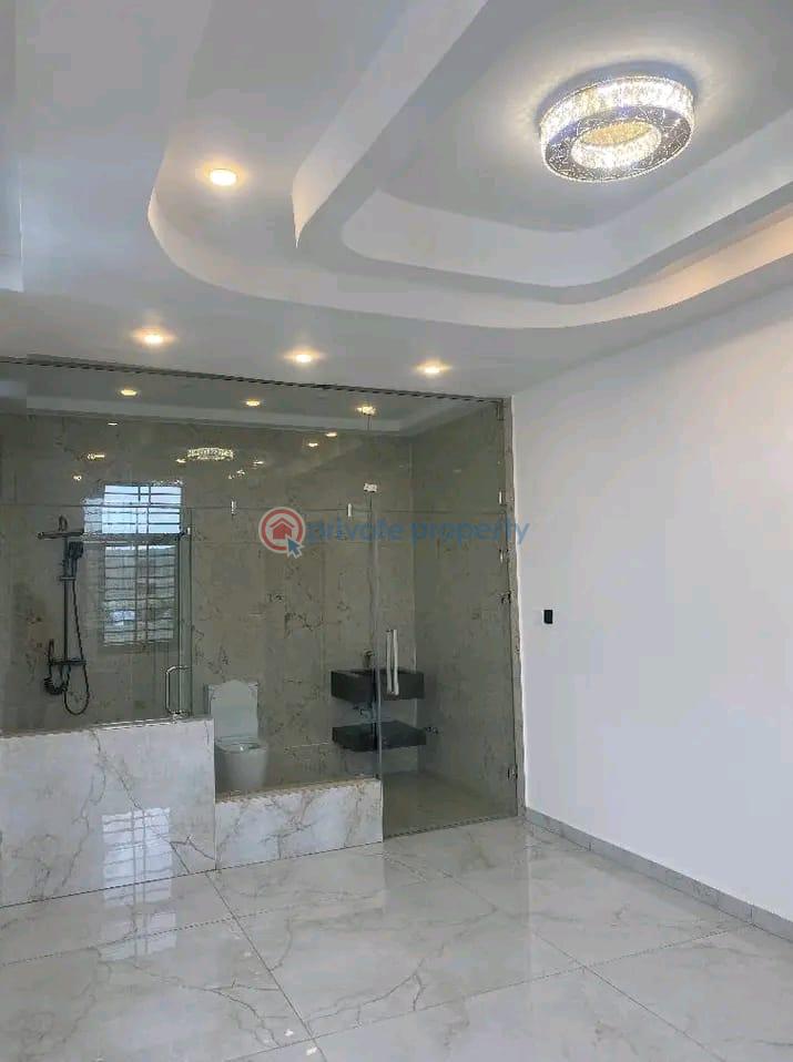 4 bedroom Townhouse For Sale Burma Hill East Airport Airport Residential Area Accra - 6