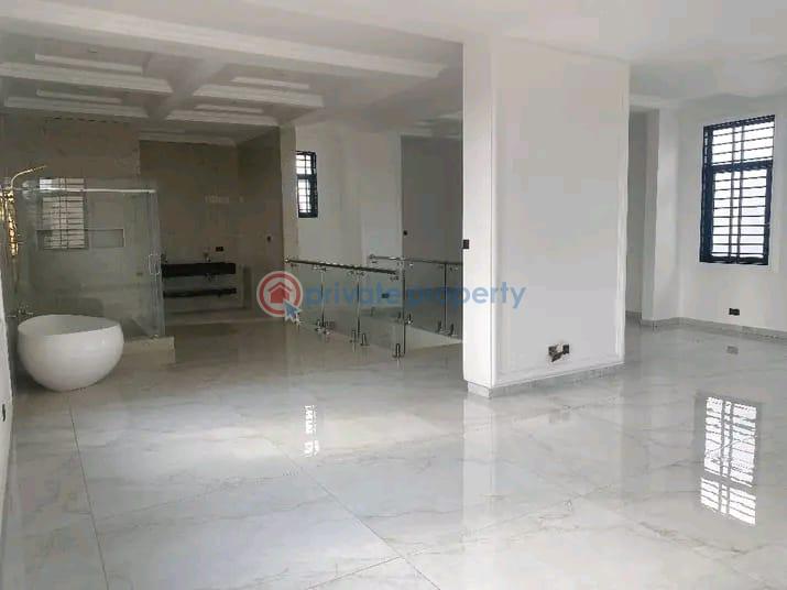 4 bedroom Townhouse For Sale Burma Hill East Airport Airport Residential Area Accra - 5