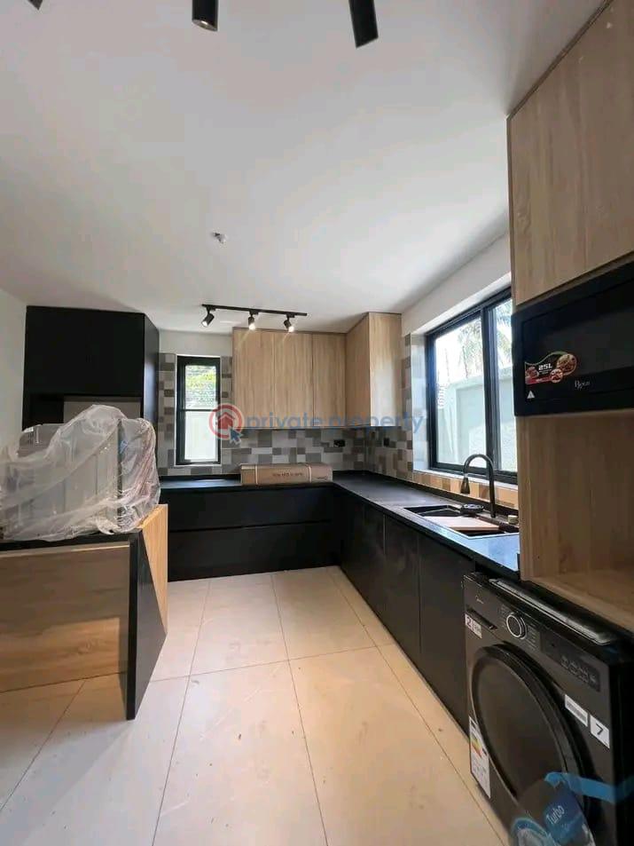 4 bedroom Townhouse For Rent East Legon Accra - 6