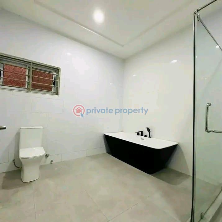 4 bedroom House For Sale Lakeside Estates. Adenta Municipal Accra - 2