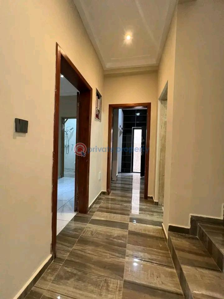 4 bedroom Townhouse For Sale Ogbojo East Legon Accra - 1