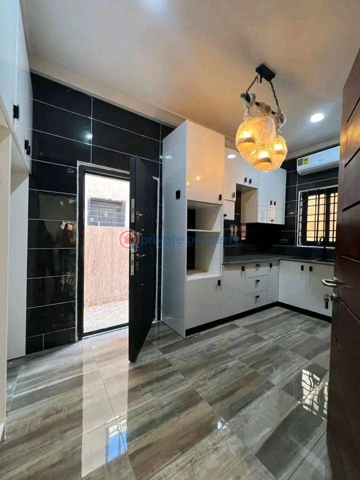4 bedroom Townhouse For Sale Ogbojo East Legon Accra - 5