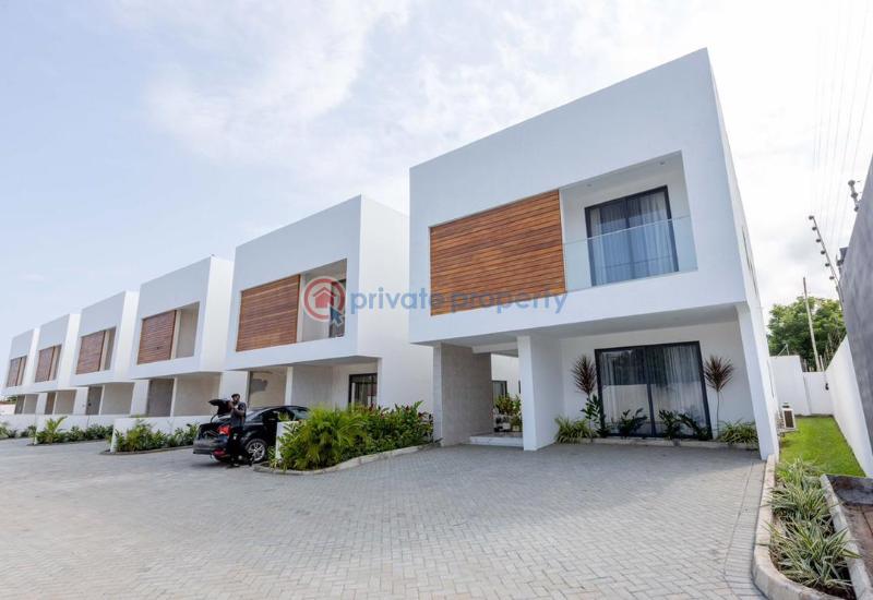 4 bedroom House For Sale Sakumono Spintex Accra - 2