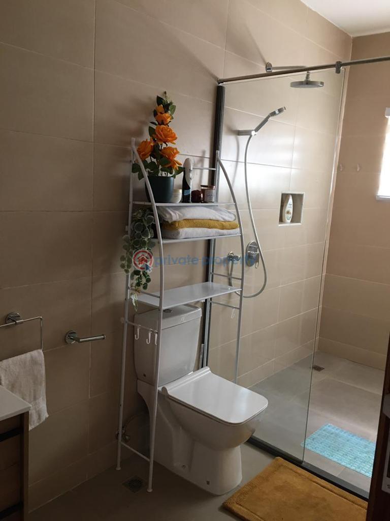 4 bedroom House For Sale Sakumono Spintex Accra - 4