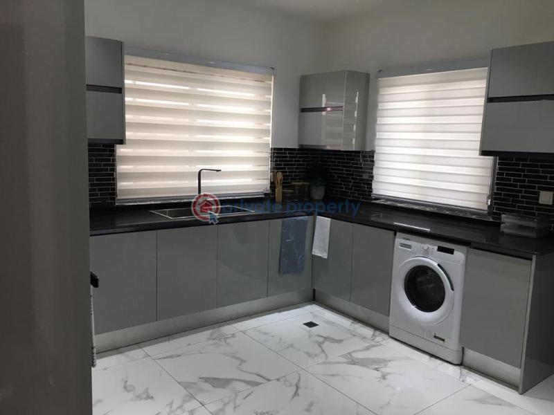 4 bedroom House For Sale Sakumono Spintex Accra - 1
