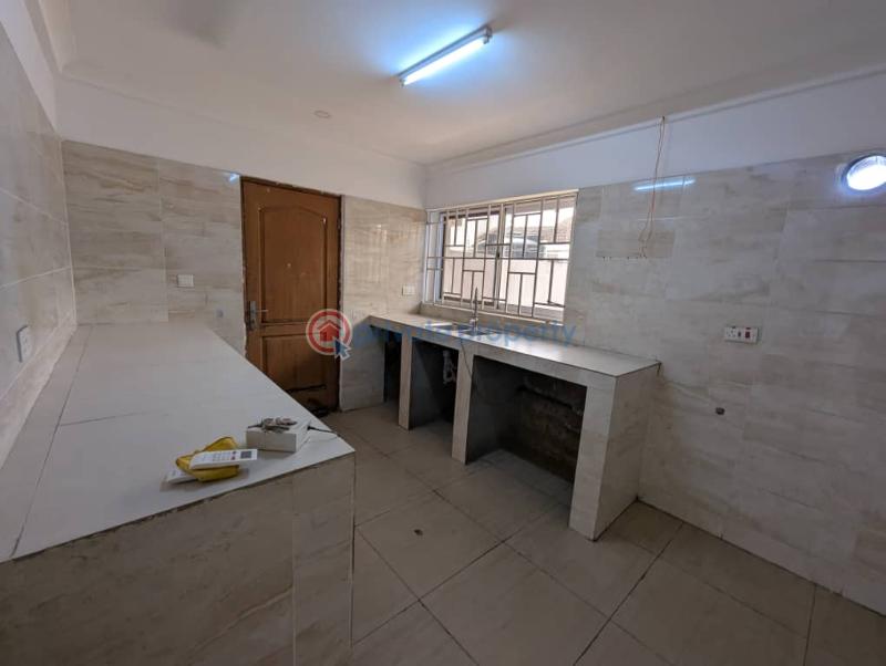 4 bedroom House For Rent Tesano Accra - 7