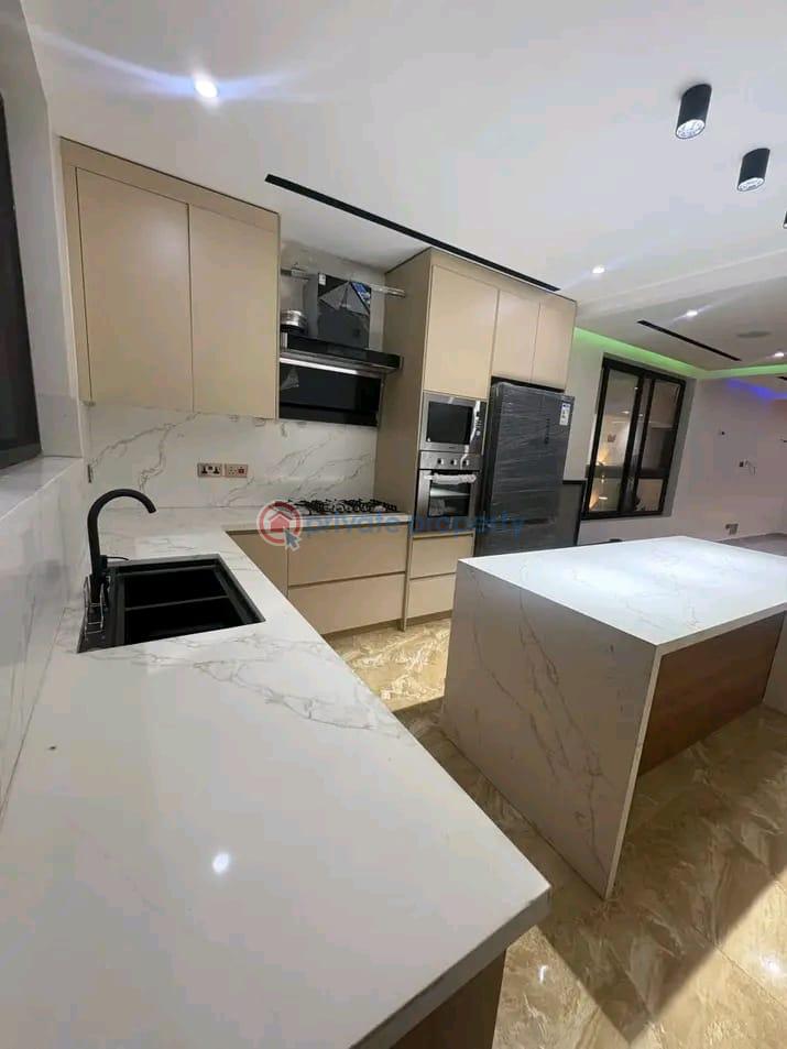4 bedroom Townhouse For Sale Burma Hill Tse Addo Accra - 8