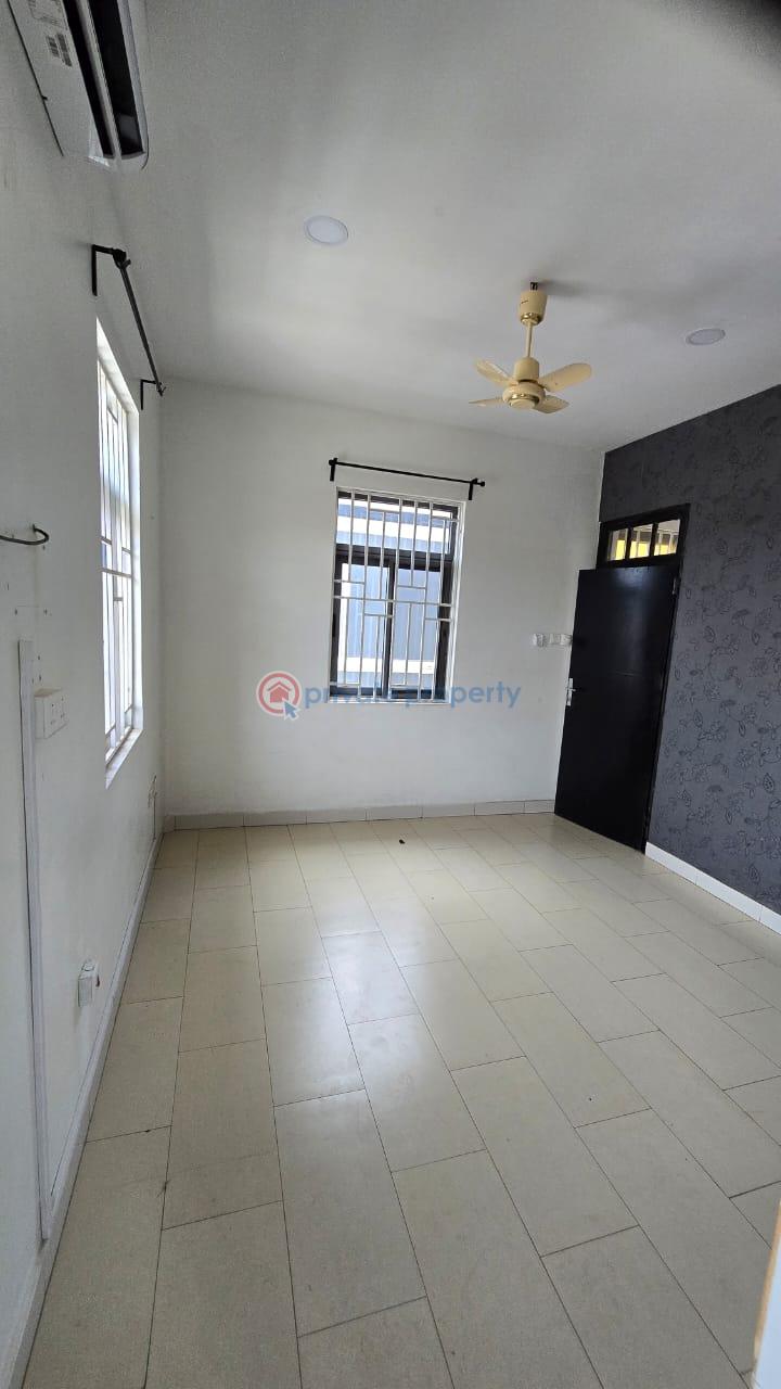 4 bedroom Townhouse For Sale Tse Addo Accra - 2