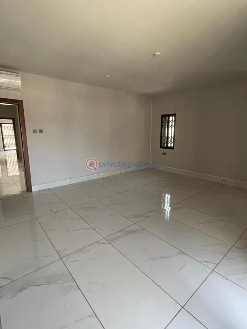 4 bedroom House For Rent Rasta- Bush Road Tse Addo Accra - 3