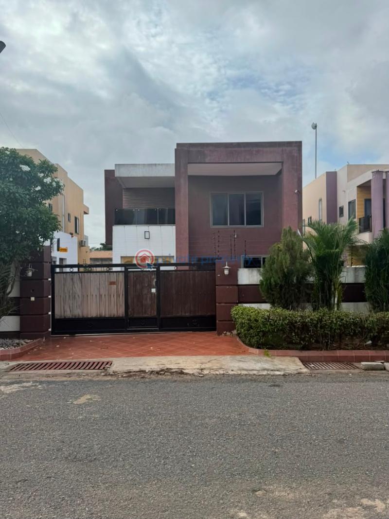 4 bedroom House For Rent A&c Mall Accra East Legon  - 0