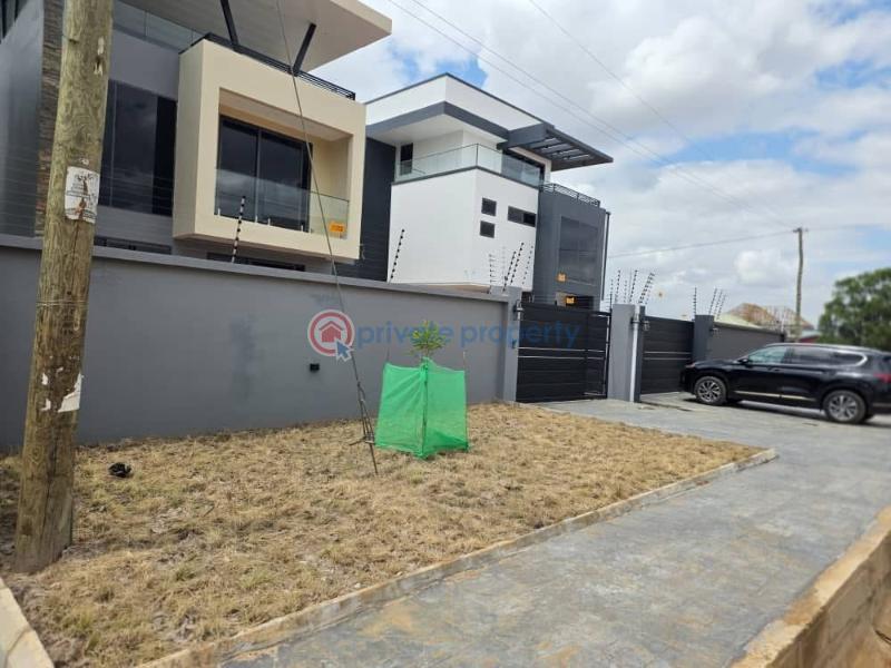 4 bedroom Detached Duplex For Sale Lakeside Estates. Adenta Municipal Accra - 9