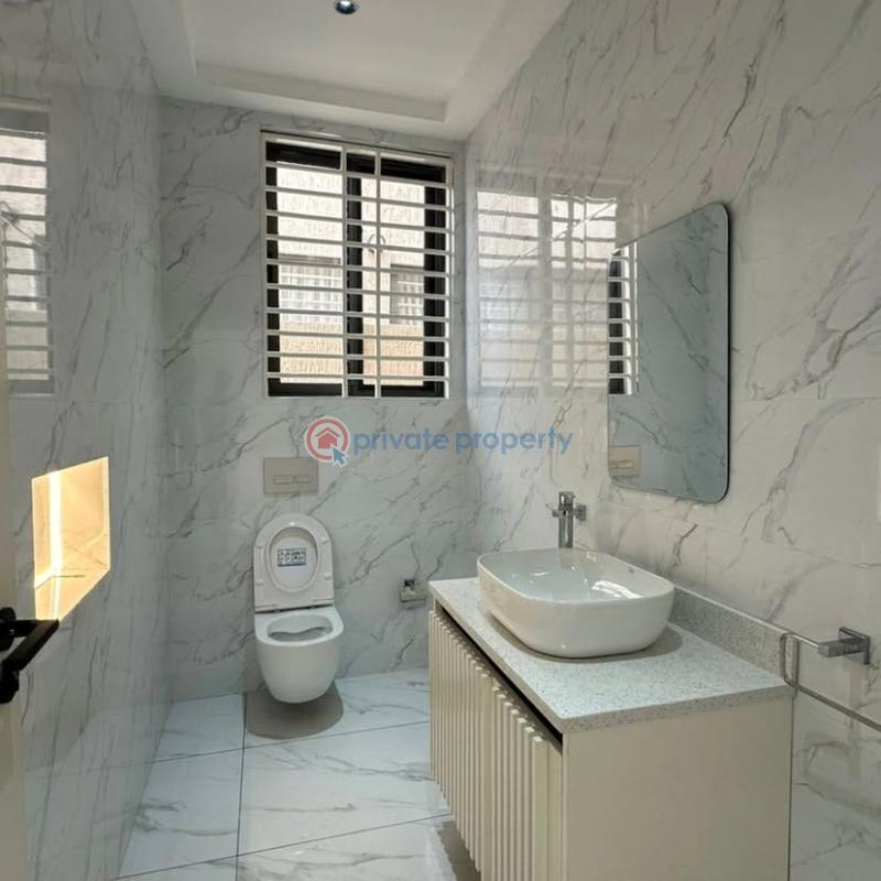 4 bedroom House For Sale Ars Roundabout Ogbojo Adenta Municipal Accra - 8