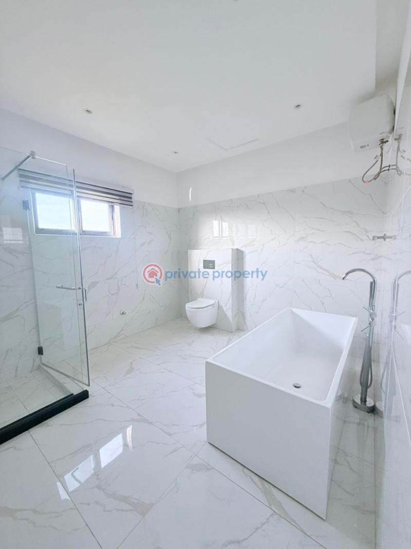 4 bedroom House For Sale Lakeside Estate Ashaley Botwe Adenta Municipal Accra - 8
