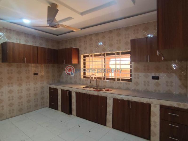 4 bedroom House For Sale Focos Oyarifa La Nkwantanang Madina Municipal Accra - 5