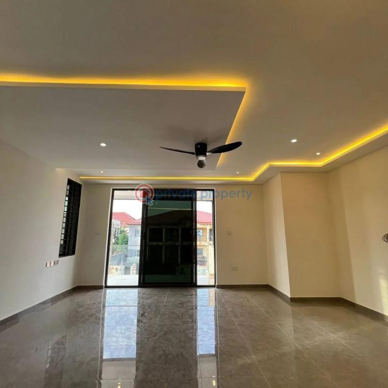 4 bedroom House For Sale Lakeside Estate Ashaley Botwe Adenta Municipal Accra - 4