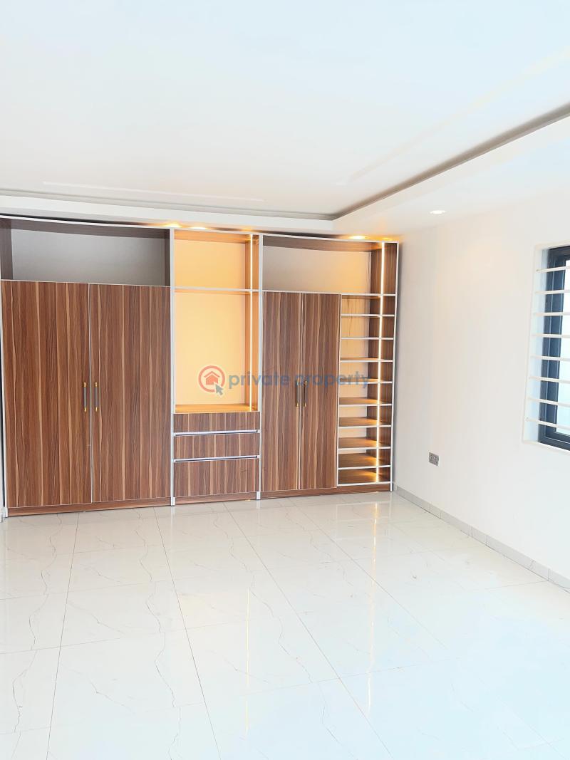 4 bedroom House For Rent School Junction Ashaley Botwe Adenta Municipal Accra - 4