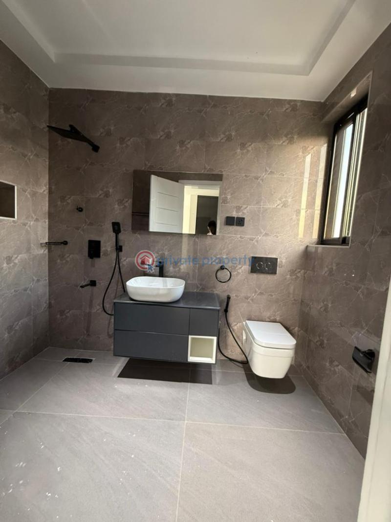 4 bedroom House For Sale Adenta Adenta Municipal Accra - 10