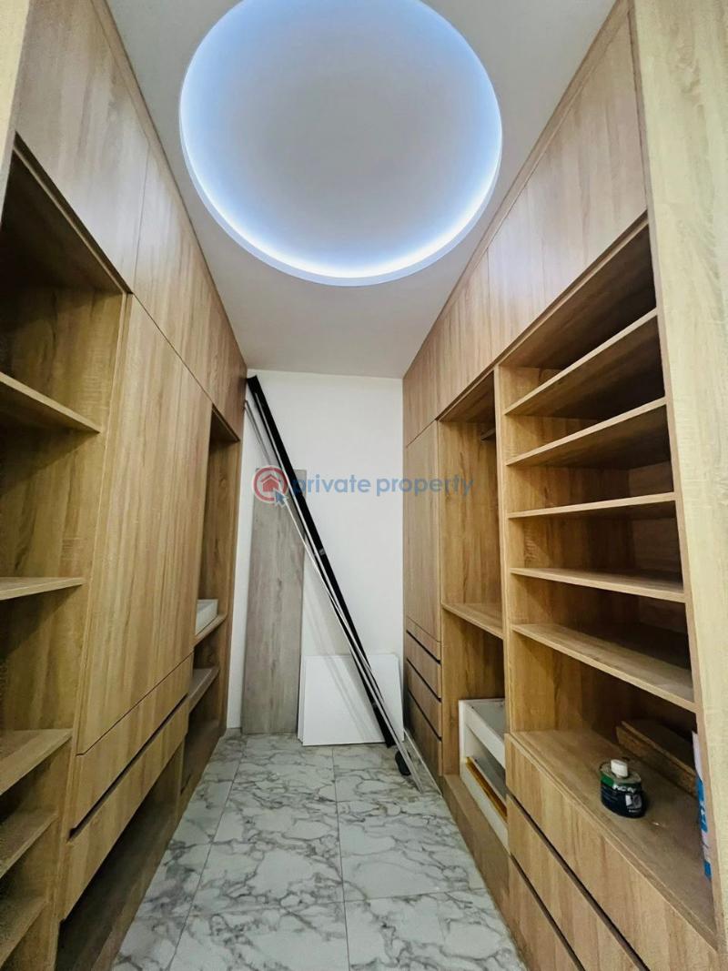 4 bedroom House For Rent School Junction Ashaley Botwe Adenta Municipal Accra - 9