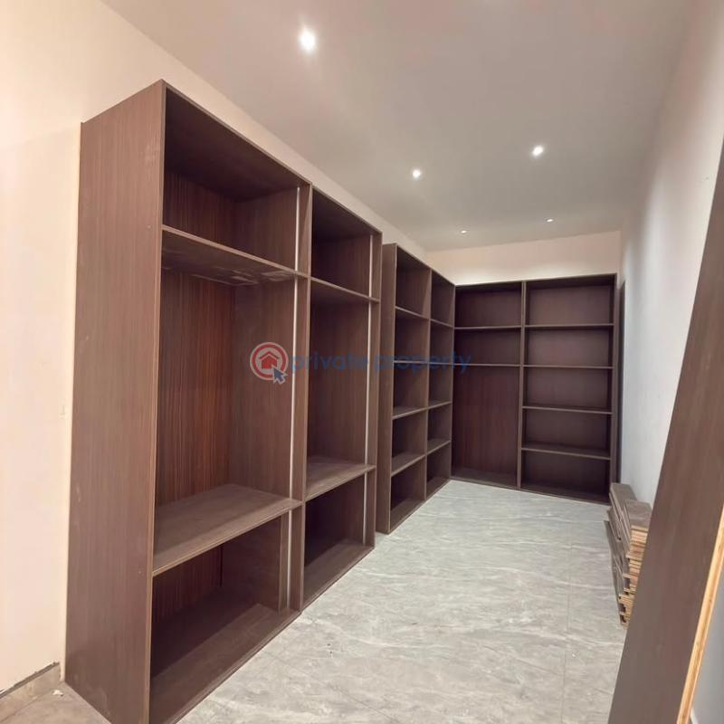 4 bedroom House For Sale Adjiringanor East Legon Accra - 6