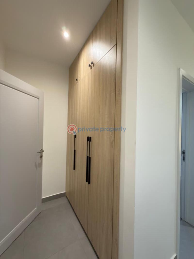 4 bedroom House For Sale East Airport Airport Residential Area Accra - 8