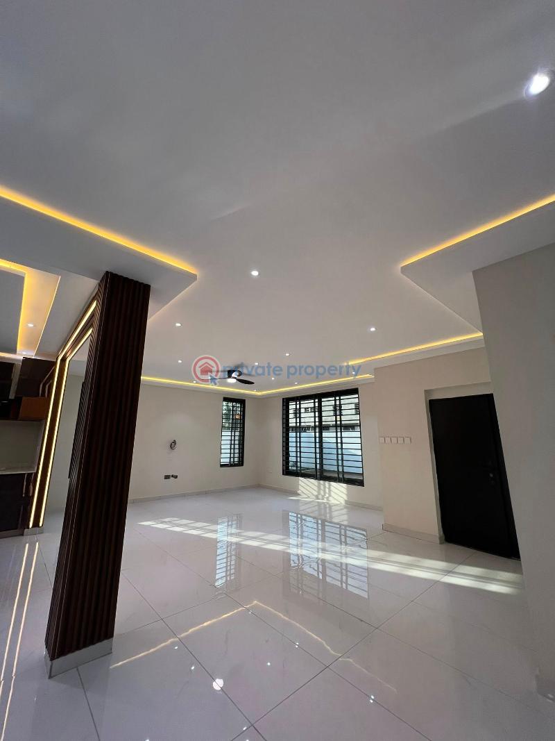 4 bedroom House For Sale Lakeside Estate Ashaley Botwe Adenta Municipal Accra - 9