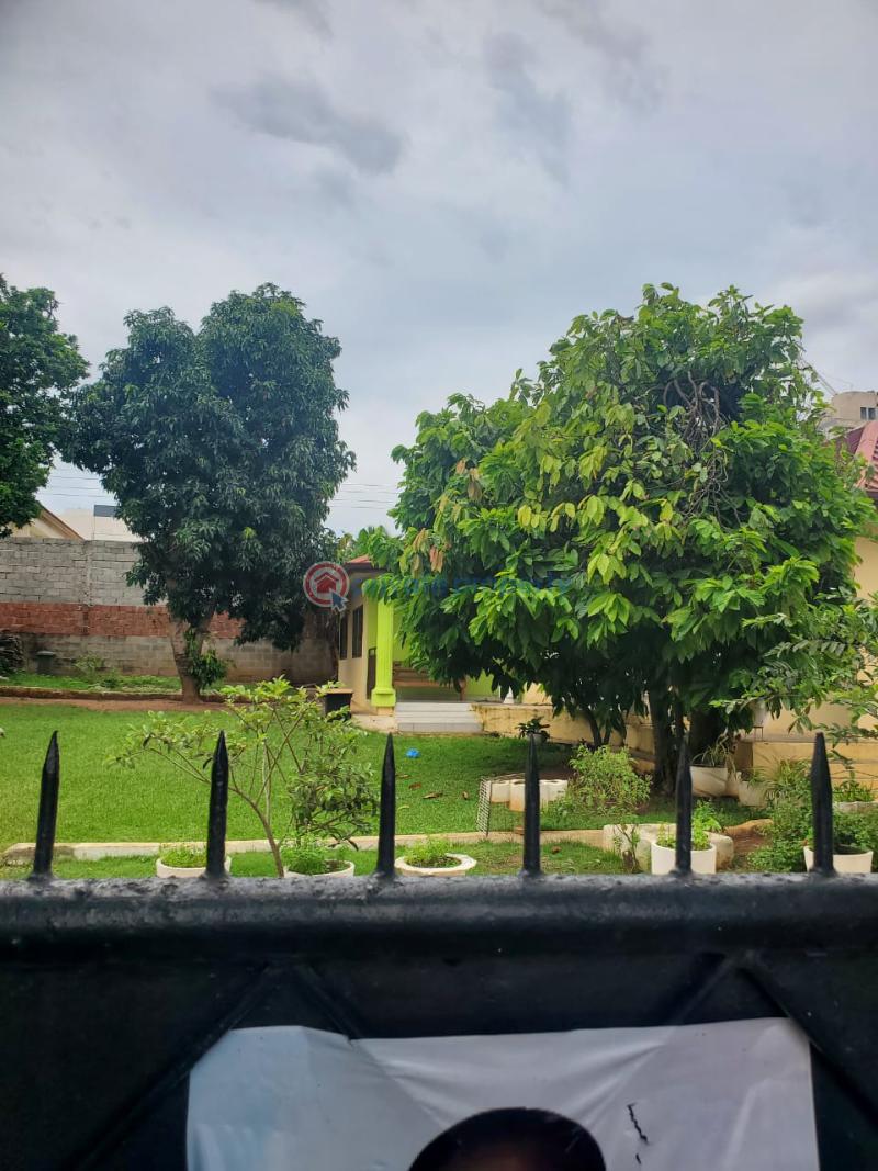 4 bedroom House For Sale Airport Residential Area Accra - 4