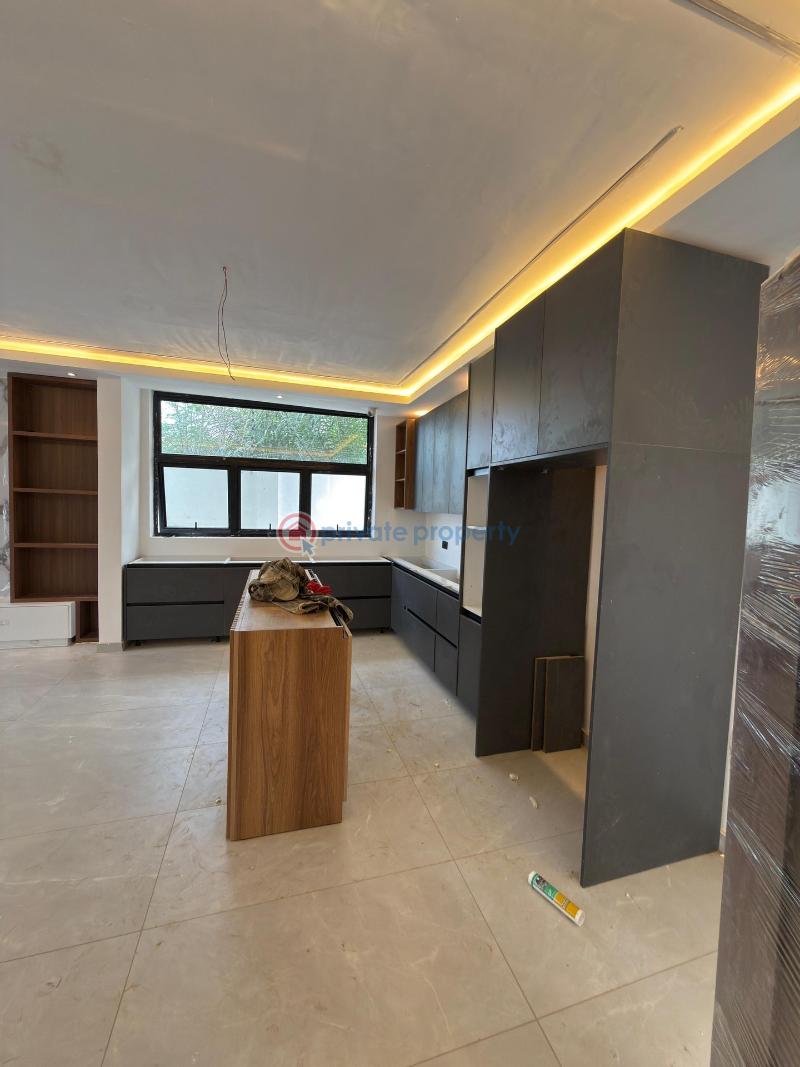 4 bedroom House For Sale Adjiringanor East Legon Accra - 10