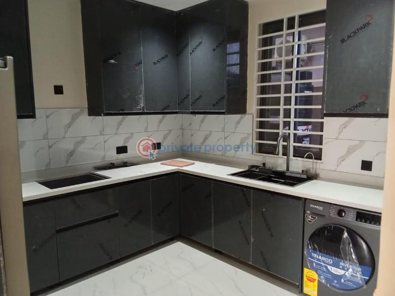 4 bedroom House For Sale Dansoman Accra - 9